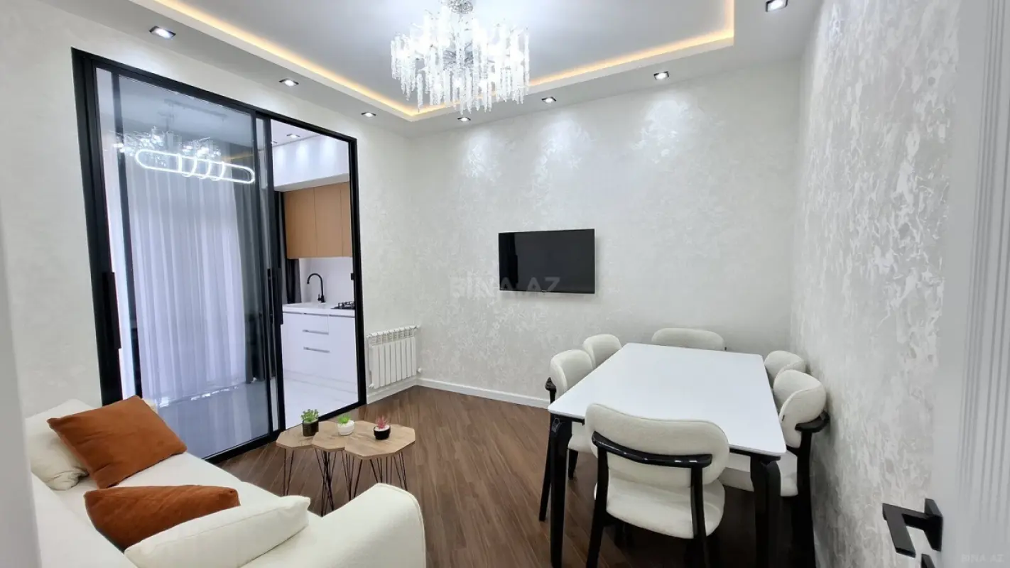 Satılır 2 otaqlı mənzil 62 m²
