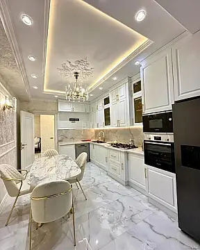Kirayə verilir 3 otaqlı mənzil 130 m² — Bakı, Nərimanov 3 otaq 130.00 m²