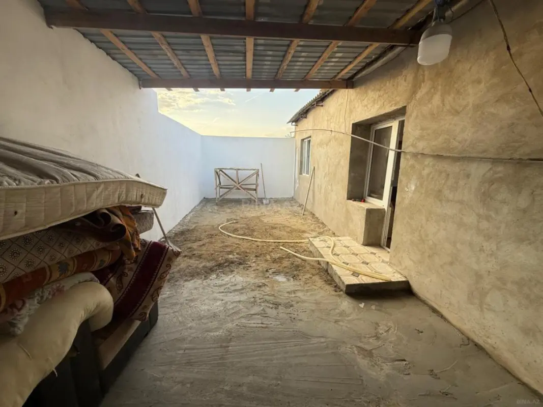 Satılır 2 otaqlı həyət evi 48 m²