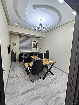 Kirayə verilir 4 otaqlı ofis 180 m² — Bakı, Nərimanov 4 otaq 180.00 m²