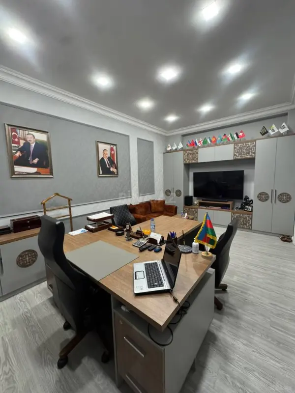 Kirayə verilir 3 otaqlı ofis 100 m²