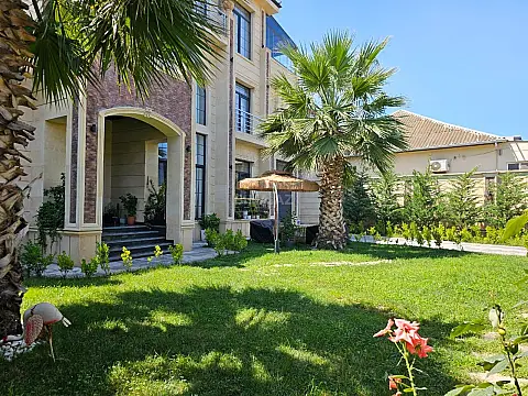 Satılır 7 otaqlı həyət evi 428 m² — Bakı, Bakıxanov 7 otaq 428.00 m²