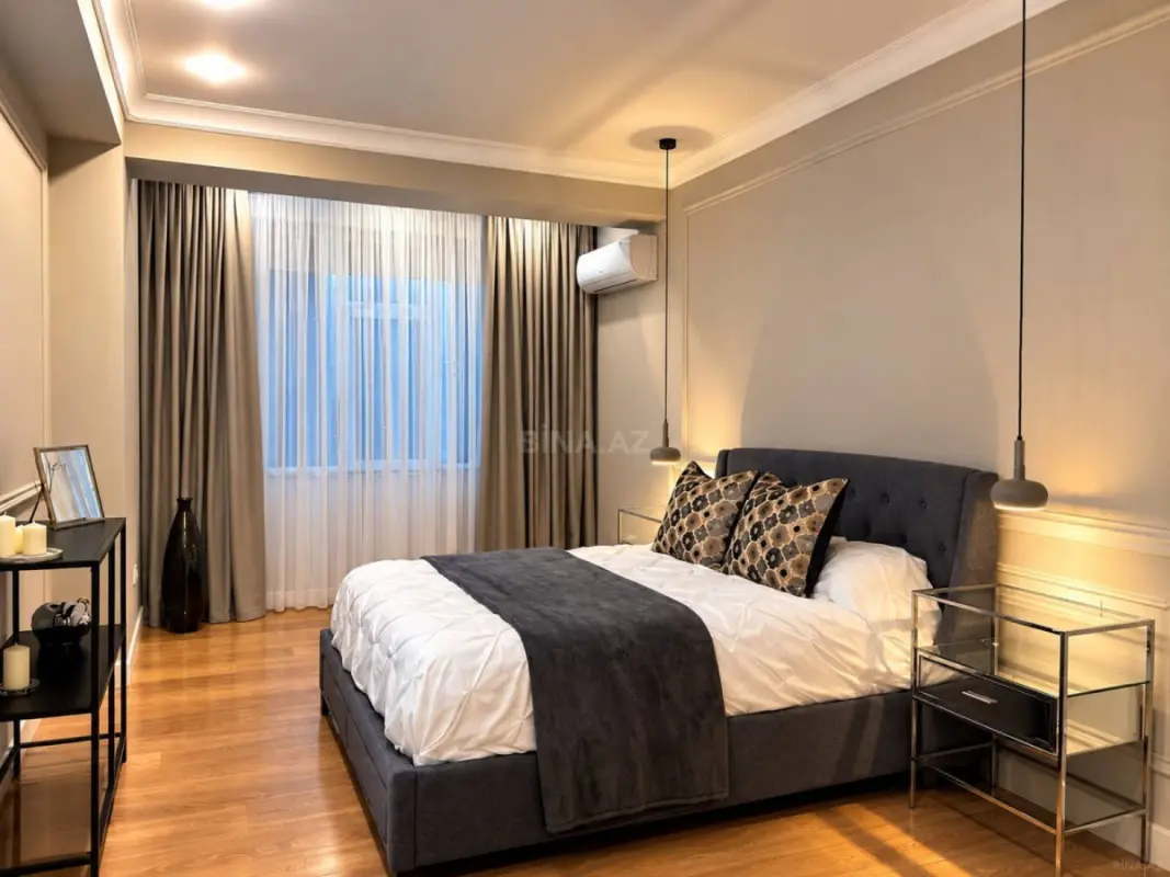 Kirayə verilir 3 otaqlı mənzil 130 m²
