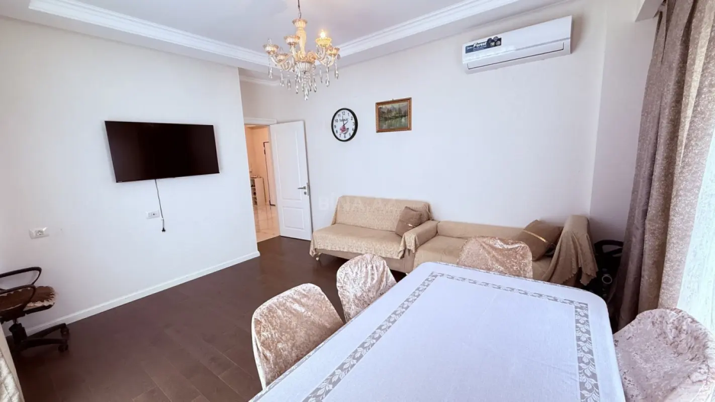 Satılır 3 otaqlı mənzil 83 m²