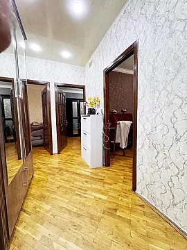 Satılır 4 otaqlı mənzil 105 m² — Bakı 4 otaq 105.00 m²