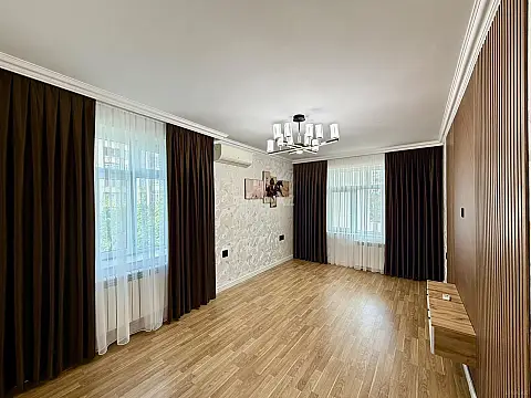 Satılır 2 otaqlı mənzil 65 m² — Bakı 2 otaq 65.00 m²