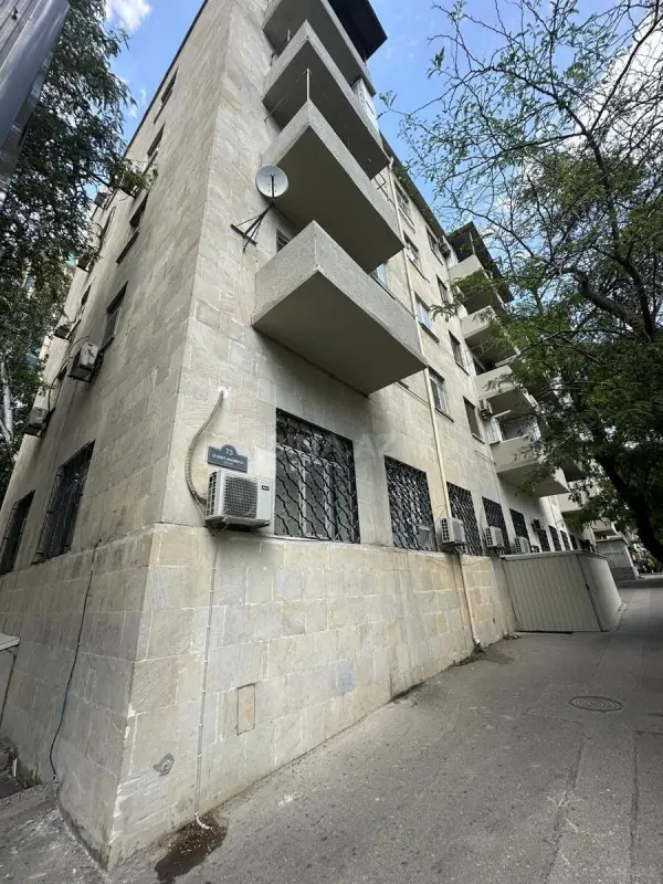 Satılır 3 otaqlı mənzil 75 m²