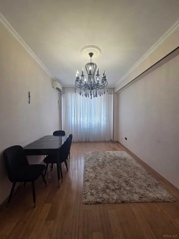 Satılır 2 otaqlı mənzil 65 m²