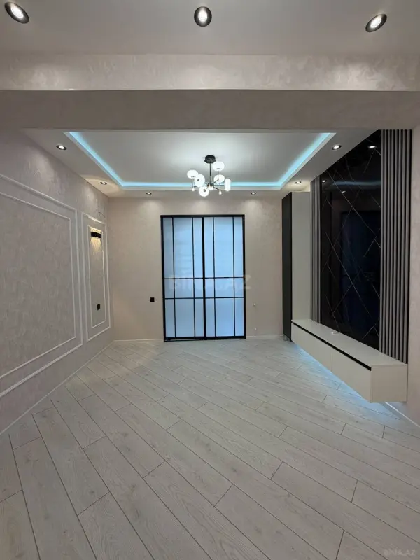 Satılır 2 otaqlı mənzil 65 m²