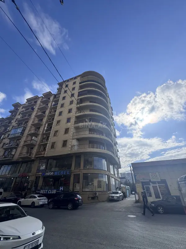 Satılır 2 otaqlı mənzil 58 m²