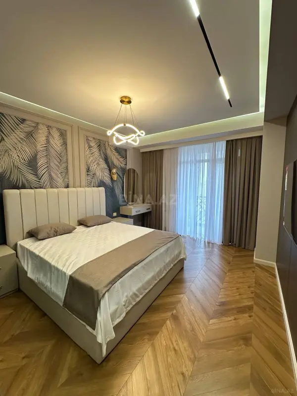 Satılır 3 otaqlı mənzil 92 m²