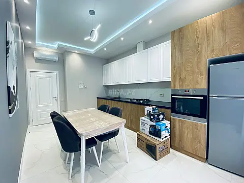 Kirayə verilir 3 otaqlı mənzil 130 m² — Bakı, Nizami 3 otaq 130.00 m²