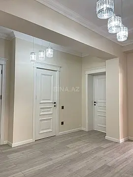 Kirayə verilir 3 otaqlı mənzil 130 m² — Bakı 3 otaq 130.00 m²