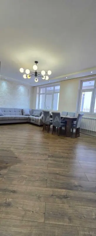Kirayə verilir 5 otaqlı mənzil 120 m²