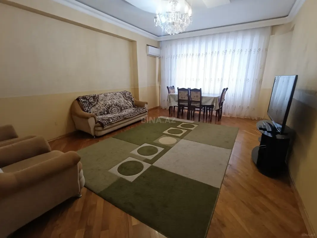 Kirayə verilir 3 otaqlı mənzil 108 m²