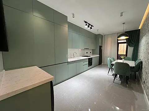 Kirayə verilir 3 otaqlı mənzil 130 m² — Bakı, Nərimanov 3 otaq 130.00 m²