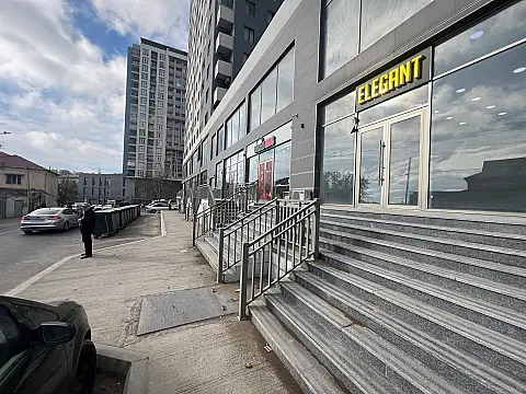 Kirayə verilir obyekt 52 m² — Bakı, Səbail 52.00 m²
