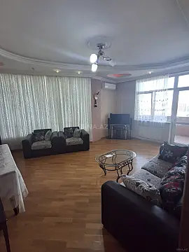 Kirayə verilir 3 otaqlı mənzil 130 m² — Bakı, Nərimanov 3 otaq 130.00 m²
