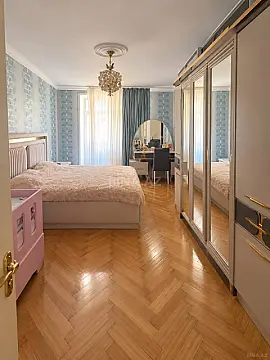 Kirayə verilir 3 otaqlı mənzil 100 m² — Bakı, Nərimanov 3 otaq 100.00 m²