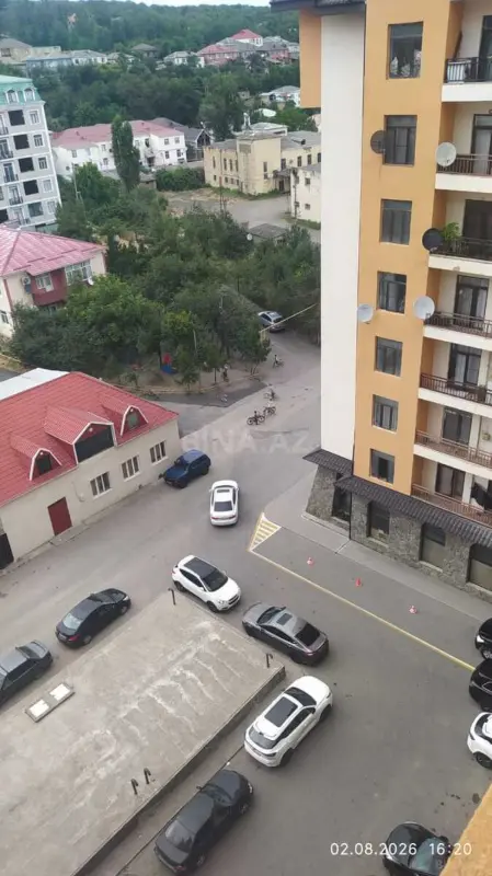 Kirayə verilir 2 otaqlı mənzil 68 m²