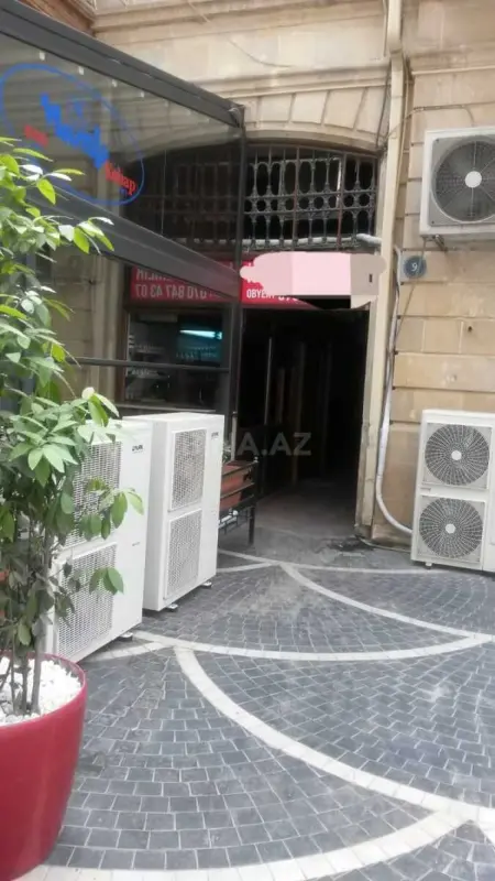 Kirayə verilir 3 otaqlı ofis 80 m²