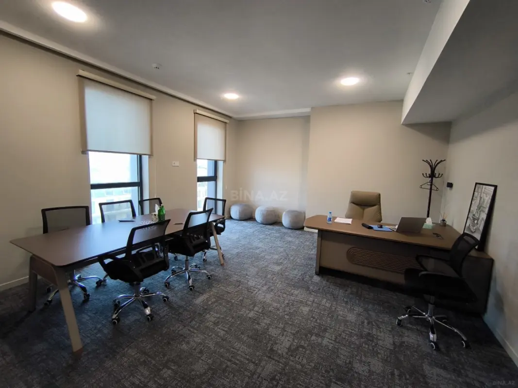 Kirayə verilir 2 otaqlı ofis 74 m²