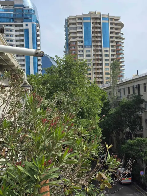 Kirayə verilir 2 otaqlı mənzil 50 m²
