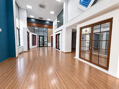 Kirayə verilir obyekt 130 m² — Bakı 130.00 m²