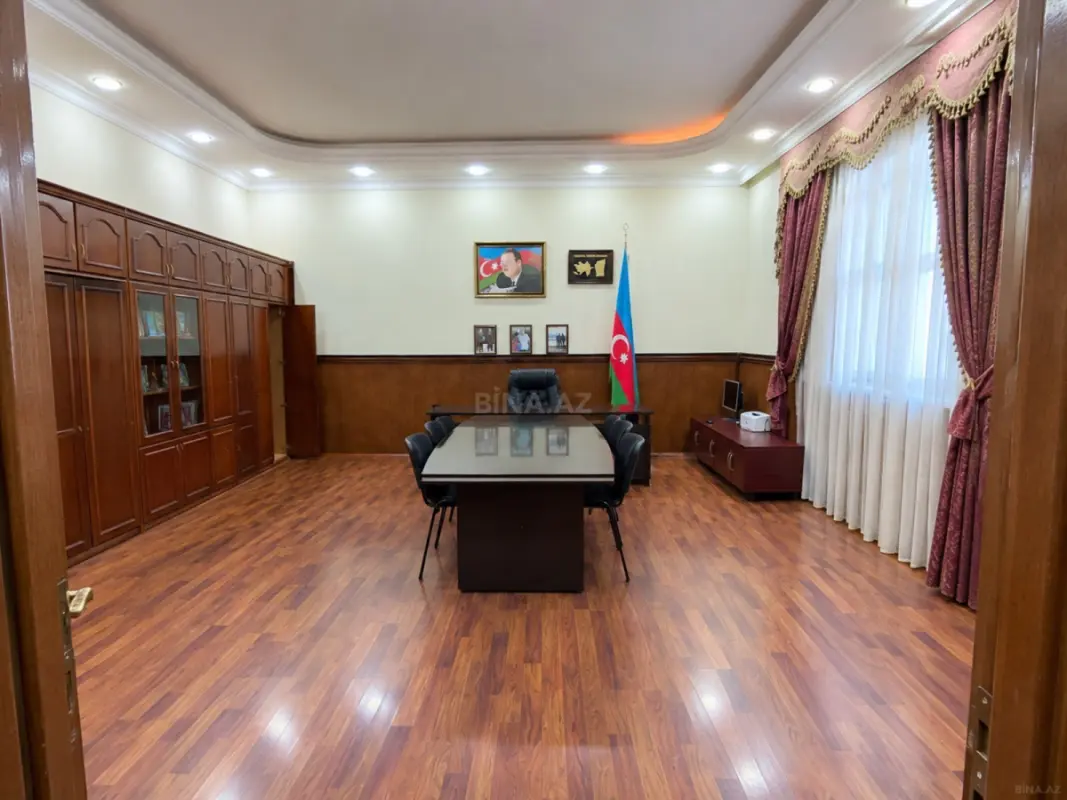Kirayə verilir 4 otaqlı ofis 80 m²