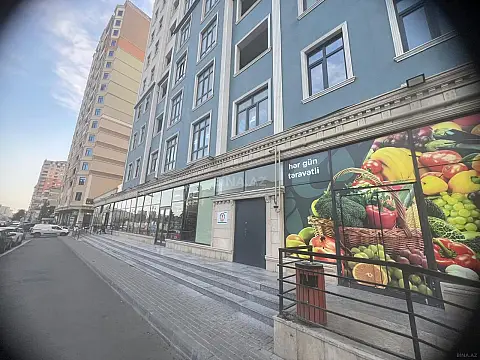 Kirayə verilir obyekt 470 m² — Bakı 470.00 m²