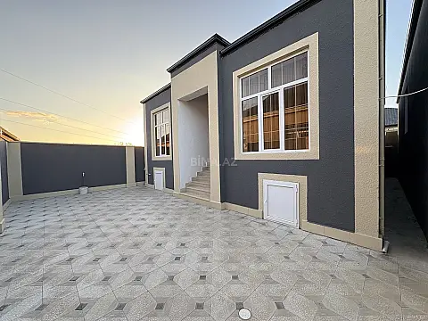 Satılır 4 otaqlı həyət evi 100 m² — Bakı 4 otaq 100.00 m²