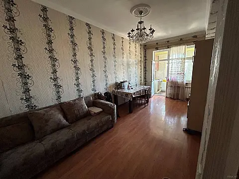 Kirayə verilir 3 otaqlı mənzil 80 m² — Bakı, Həzi Aslanov qəs. 3 otaq 80.00 m²