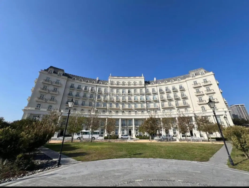 Kirayə verilir 3 otaqlı mənzil 110 m²