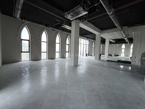 Kirayə verilir obyekt 690 m² — Bakı, Xətai 690.00 m²
