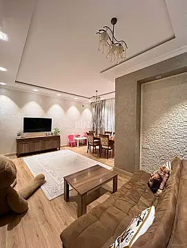 Kirayə verilir 2 otaqlı mənzil 90 m² — Bakı, Nərimanov 2 otaq 90.00 m²