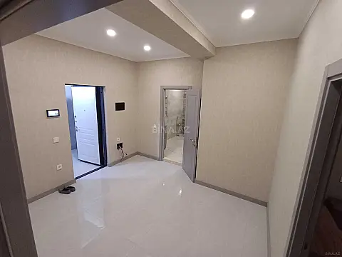 Kirayə verilir 2 otaqlı mənzil 65 m² — Bakı 2 otaq 65.00 m²