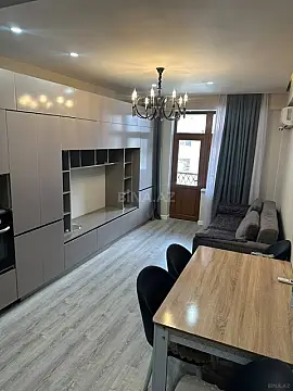 Kirayə verilir 3 otaqlı mənzil 110 m² — Bakı 3 otaq 110.00 m²