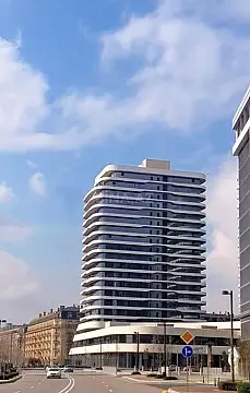 Kirayə verilir obyekt 557 m² — Bakı 557.00 m²