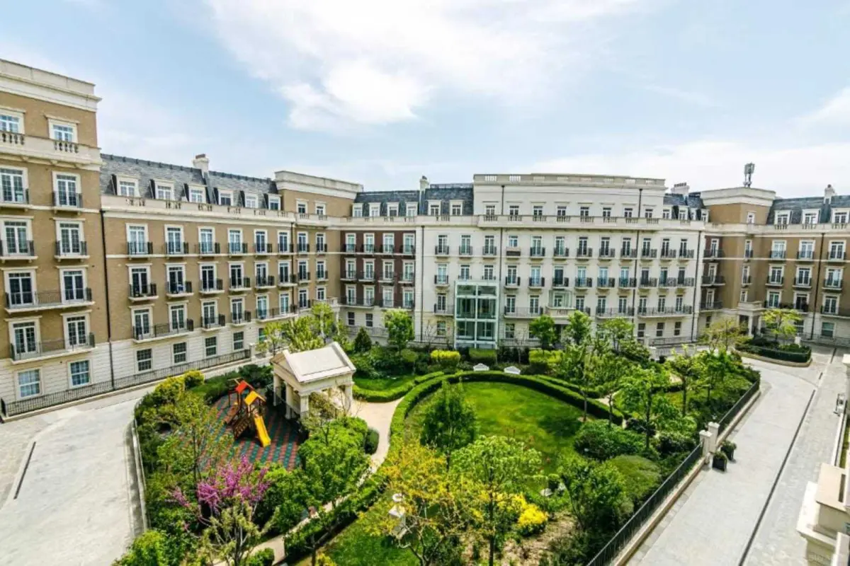 Kirayə verilir 2 otaqlı mənzil 62 m²