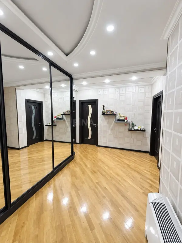 Kirayə verilir 2 otaqlı mənzil 100 m²