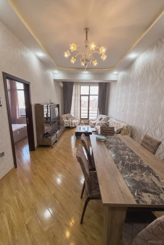 Kirayə verilir 2 otaqlı mənzil 68 m²