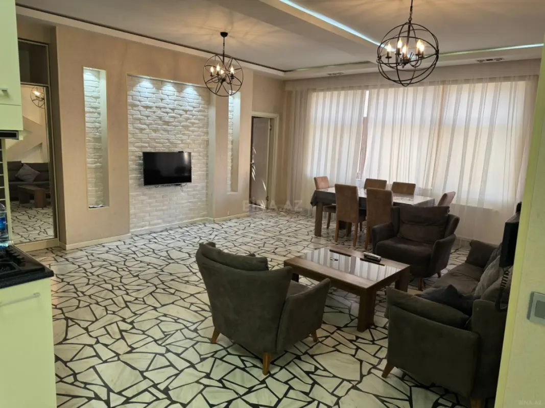 Kirayə verilir 3 otaqlı mənzil 105 m²