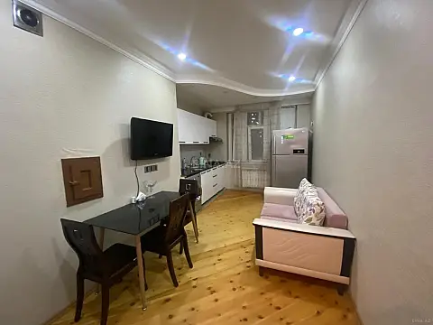 Kirayə verilir 1 otaqlı mənzil 52 m² — Bakı, İnşaatçılar 1 otaq 52.00 m²