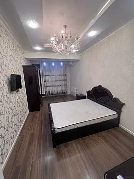 Kirayə verilir 2 otaqlı mənzil 95 m² — Bakı 2 otaq 95.00 m²