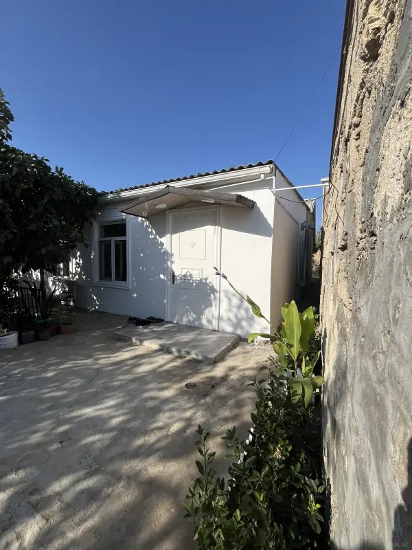 Satılır 4 otaqlı həyət evi 110 m²