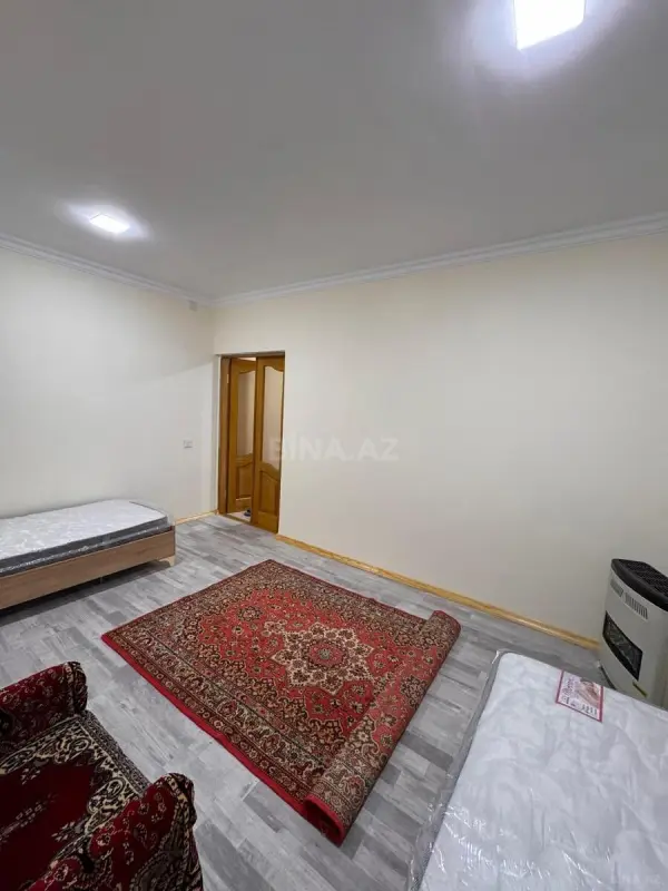 Kirayə verilir 2 otaqlı həyət evi 60 m²