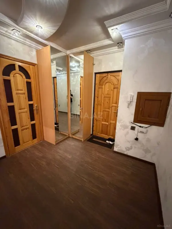 Kirayə verilir 2 otaqlı mənzil 85 m²