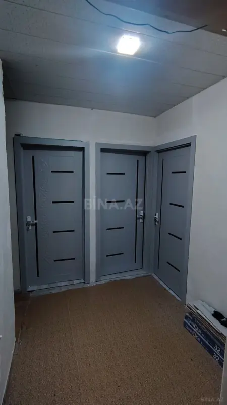 Satılır 4 otaqlı mənzil 82 m²