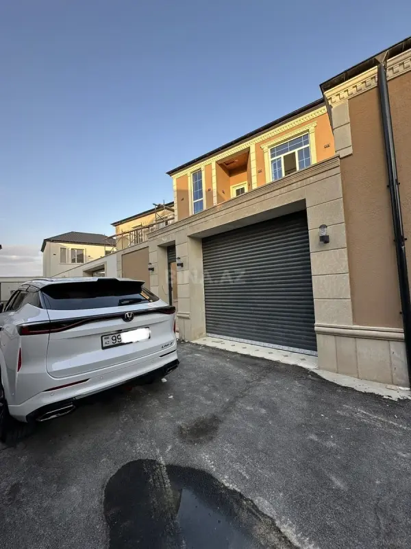 Satılır 4 otaqlı həyət evi 160 m²