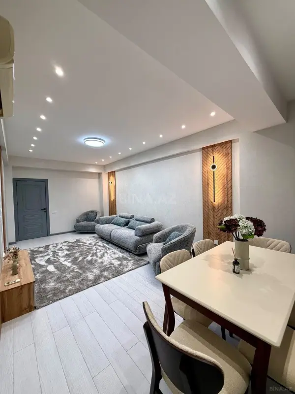 Satılır 2 otaqlı mənzil 68 m²